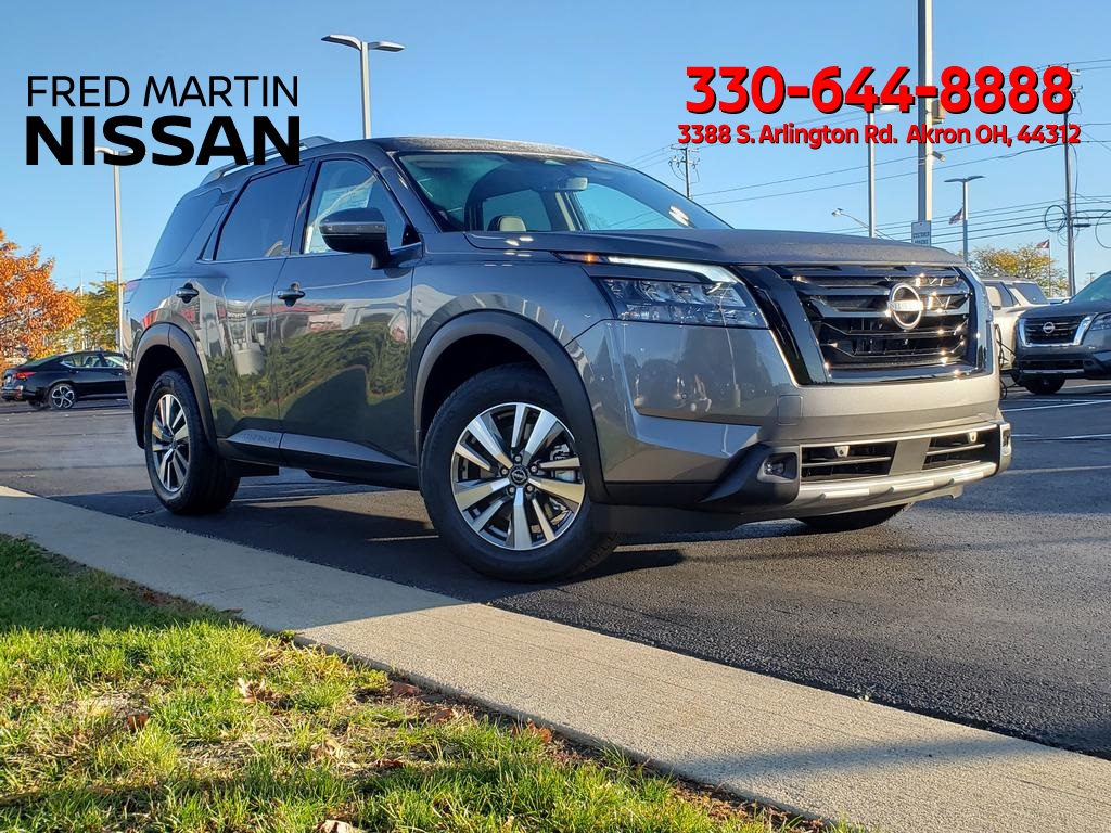 new 2025 Nissan Pathfinder car, priced at $39,902