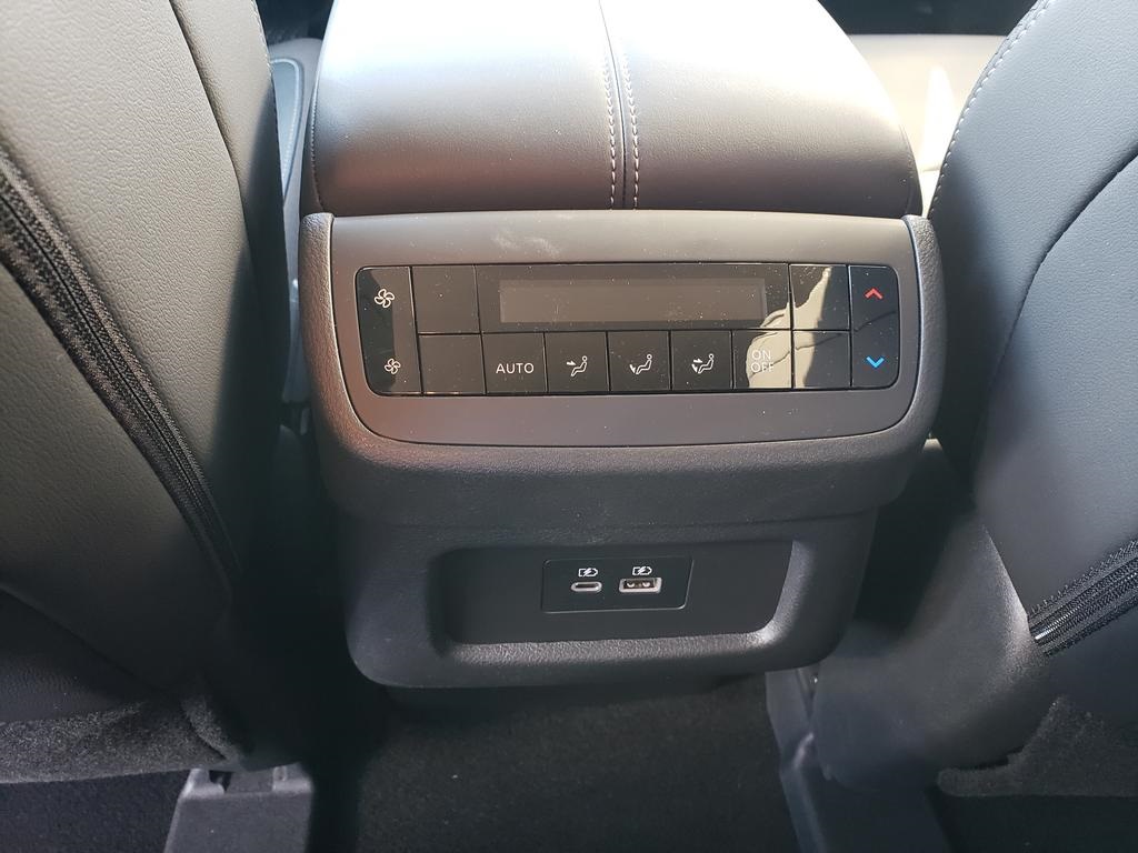 new 2025 Nissan Pathfinder car, priced at $39,902