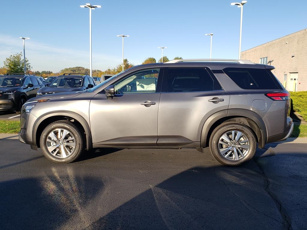 new 2025 Nissan Pathfinder car, priced at $39,902