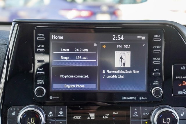 used 2022 Toyota Highlander car, priced at $36,388