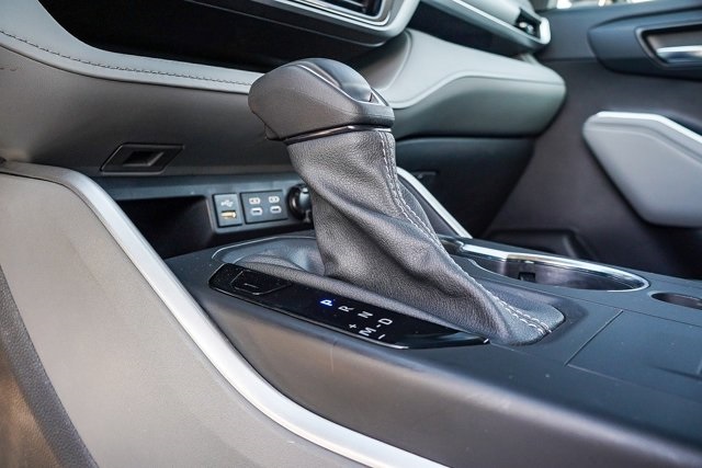 used 2022 Toyota Highlander car, priced at $36,388