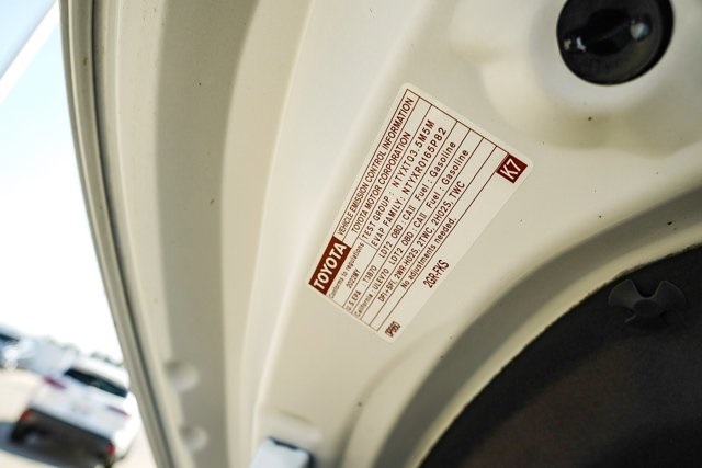 used 2022 Toyota Highlander car, priced at $36,388