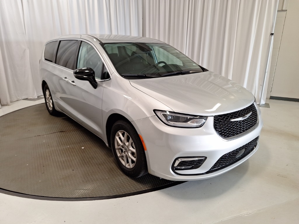 used 2024 Chrysler Pacifica car, priced at $31,500