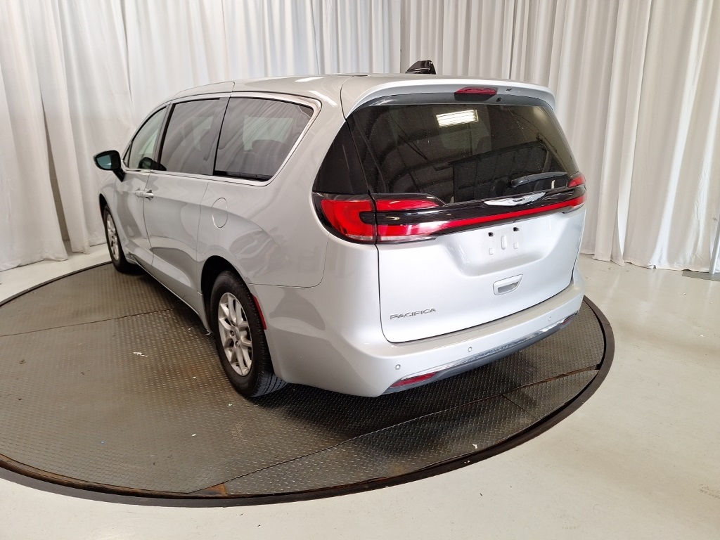 used 2024 Chrysler Pacifica car, priced at $31,500