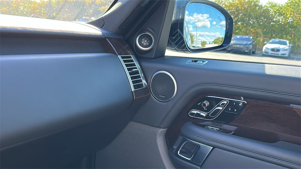 used 2022 Land Rover Range Rover car, priced at $58,971