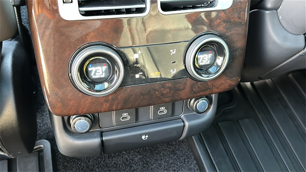 used 2022 Land Rover Range Rover car, priced at $58,971