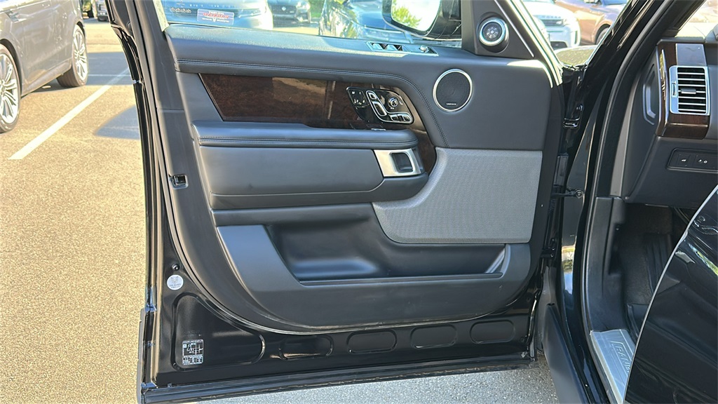 used 2022 Land Rover Range Rover car, priced at $58,971