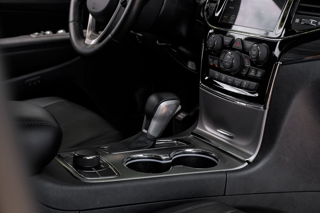 used 2022 Jeep Grand Cherokee WK car, priced at $27,075