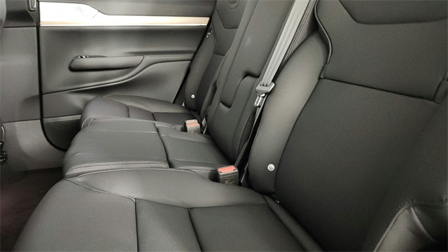 new 2025 Volvo EX90 car, priced at $91,535