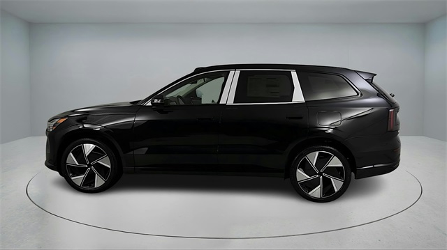 new 2025 Volvo EX90 car, priced at $91,535