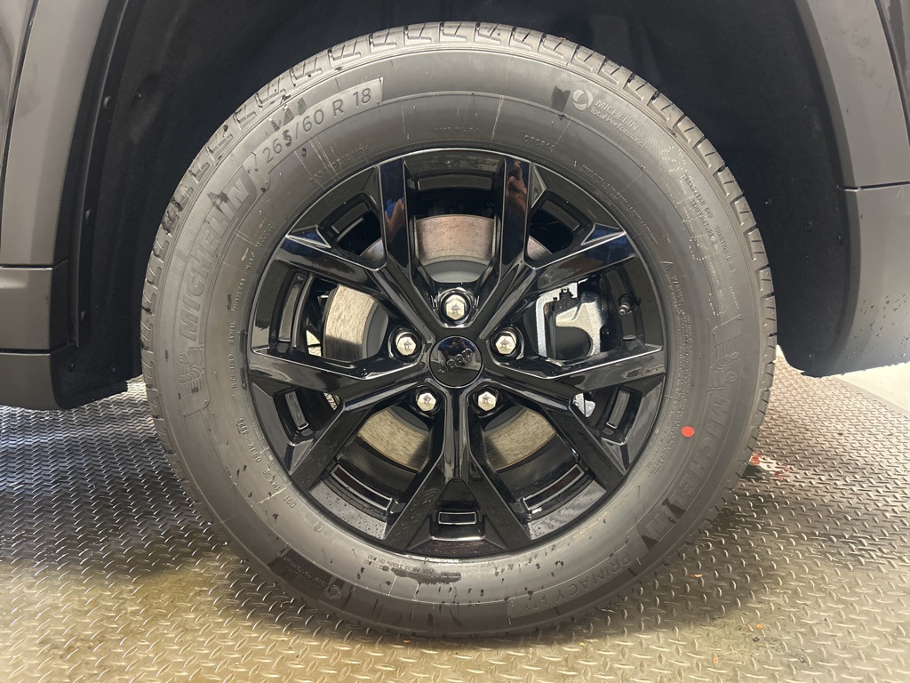 new 2025 Jeep Grand Cherokee L car, priced at $44,499