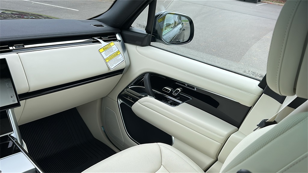 new 2025 Land Rover Range Rover car, priced at $148,155