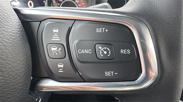 new 2025 Jeep Wrangler car, priced at $54,518