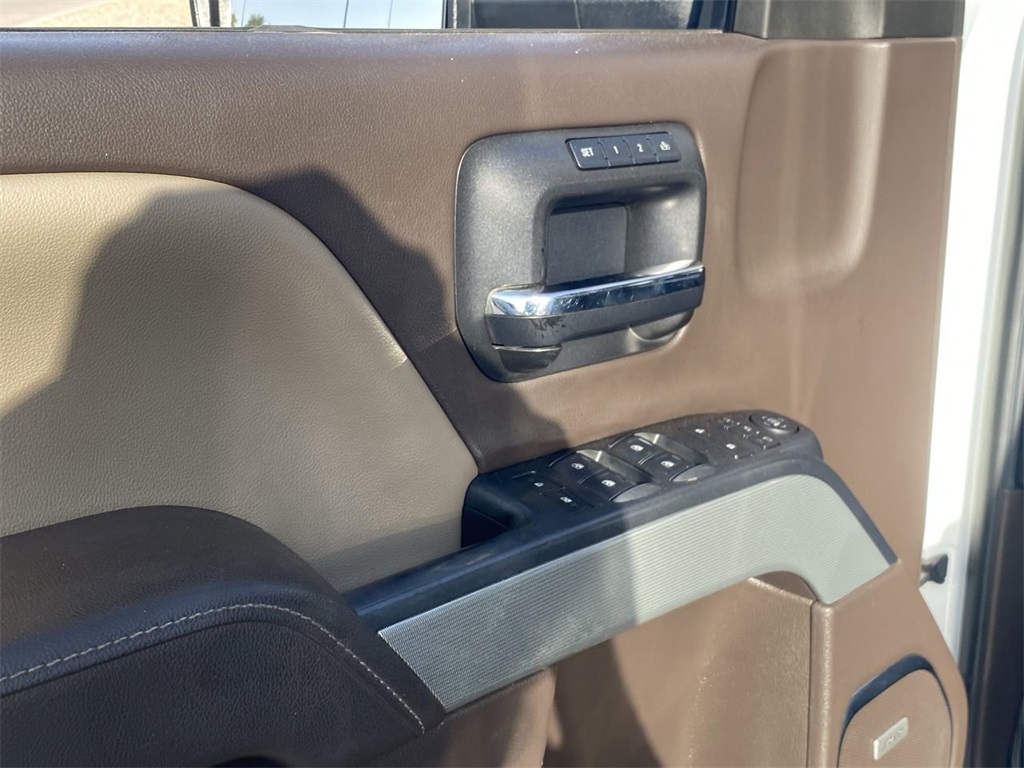 used 2015 Chevrolet Silverado 2500HD car, priced at $34,991