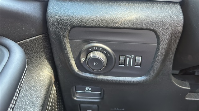 new 2025 Jeep Grand Cherokee car, priced at $46,964