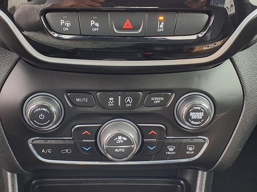 used 2019 Jeep Cherokee car, priced at $12,500