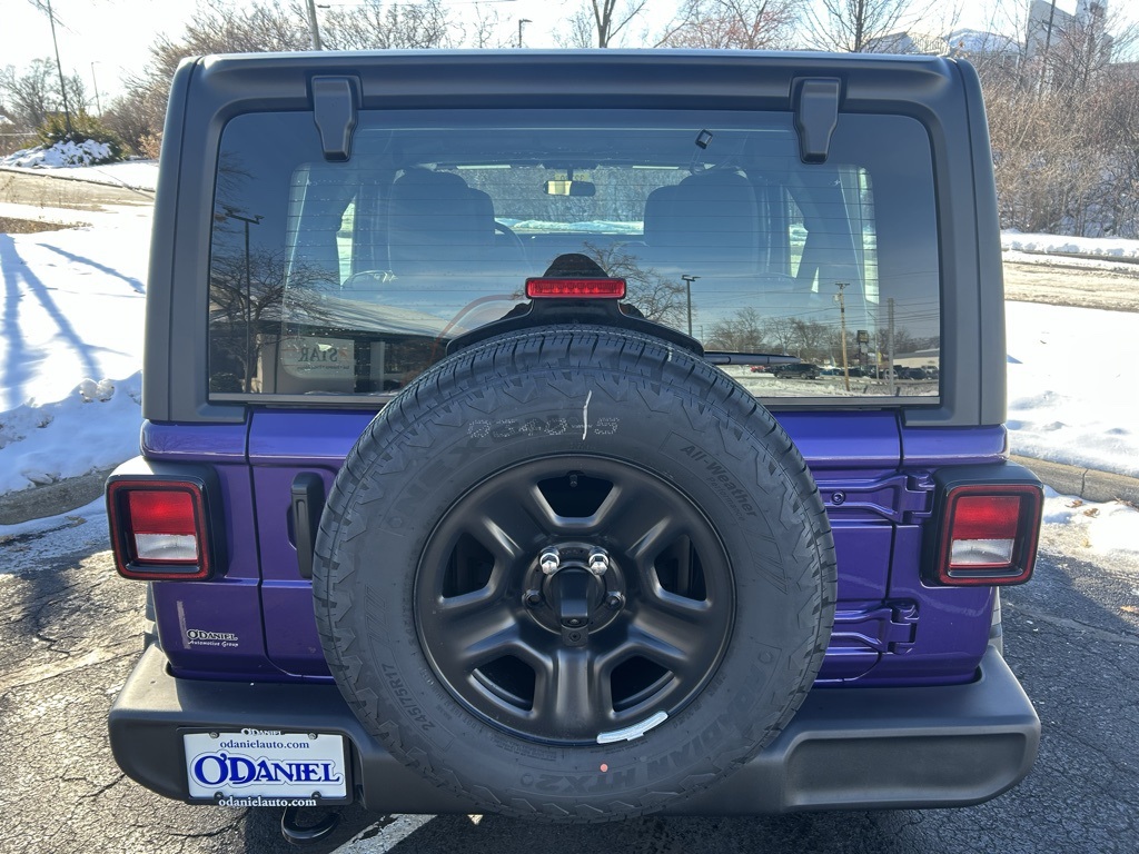 new 2026 Jeep Wrangler car, priced at $45,385