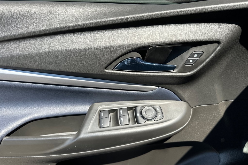 used 2022 Chevrolet Bolt EUV car, priced at $23,909