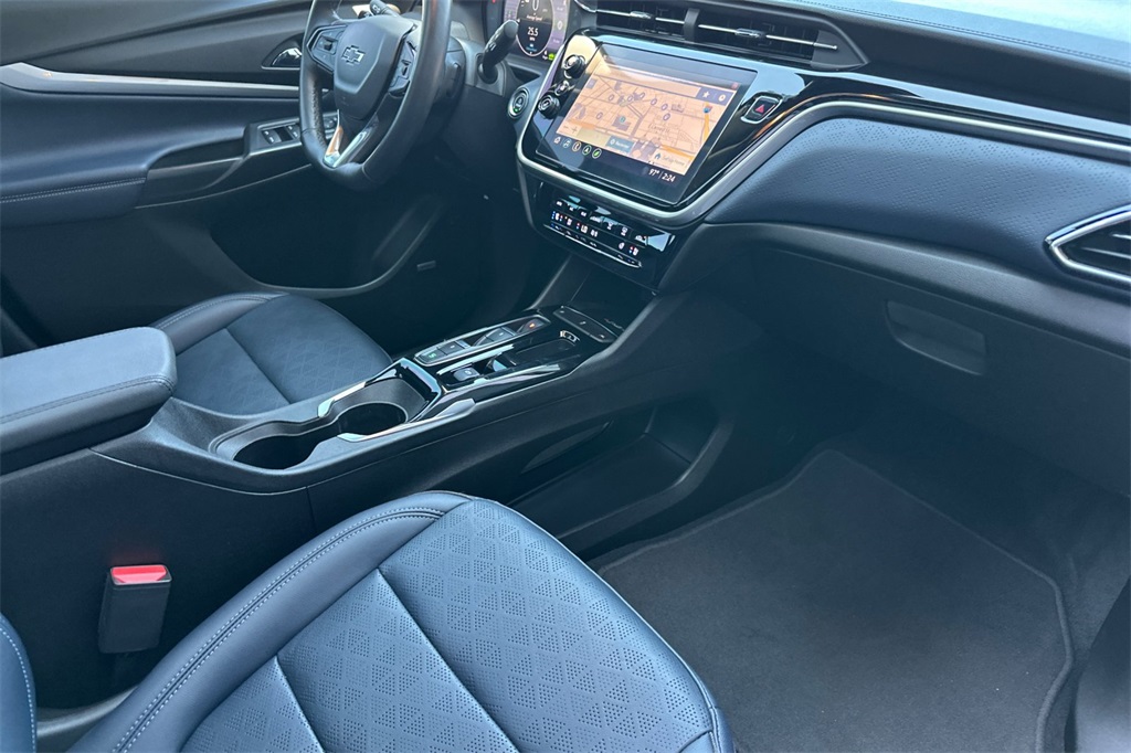 used 2022 Chevrolet Bolt EUV car, priced at $23,909