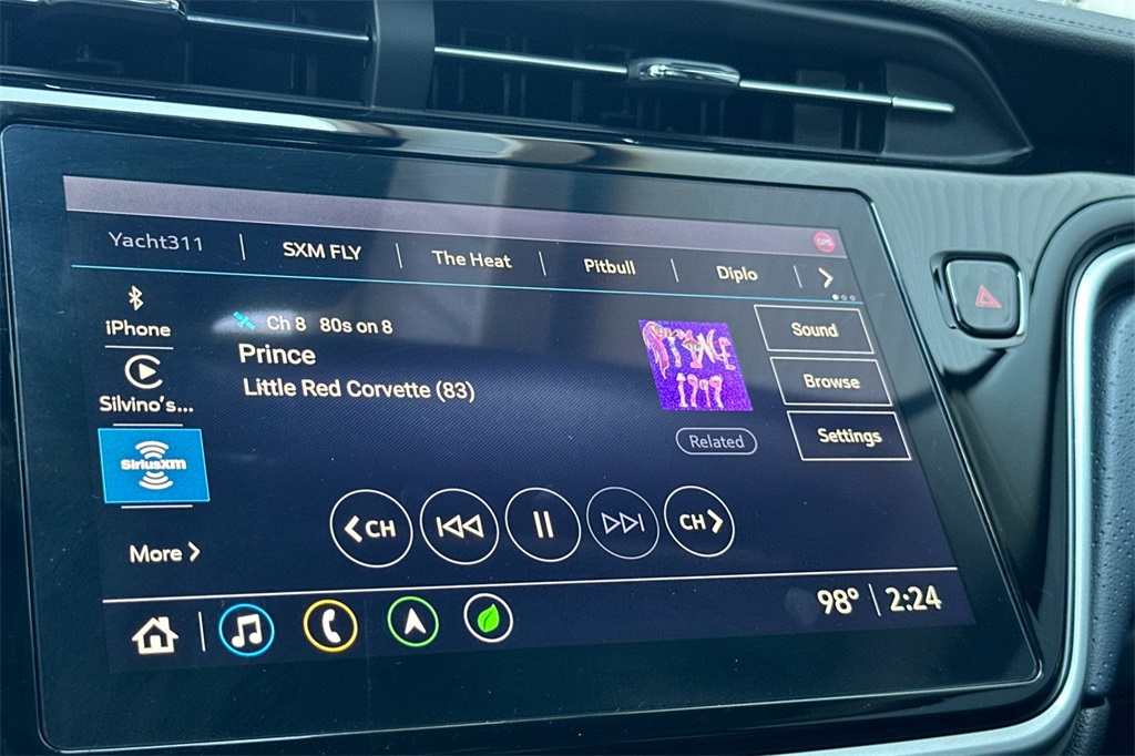 used 2022 Chevrolet Bolt EUV car, priced at $23,909