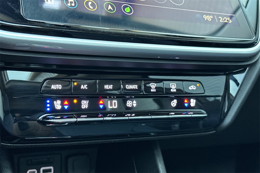 used 2022 Chevrolet Bolt EUV car, priced at $23,909