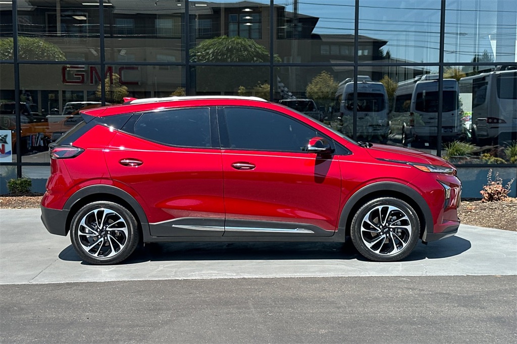 used 2022 Chevrolet Bolt EUV car, priced at $23,909