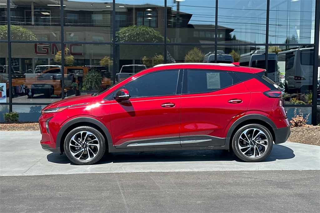 used 2022 Chevrolet Bolt EUV car, priced at $23,909