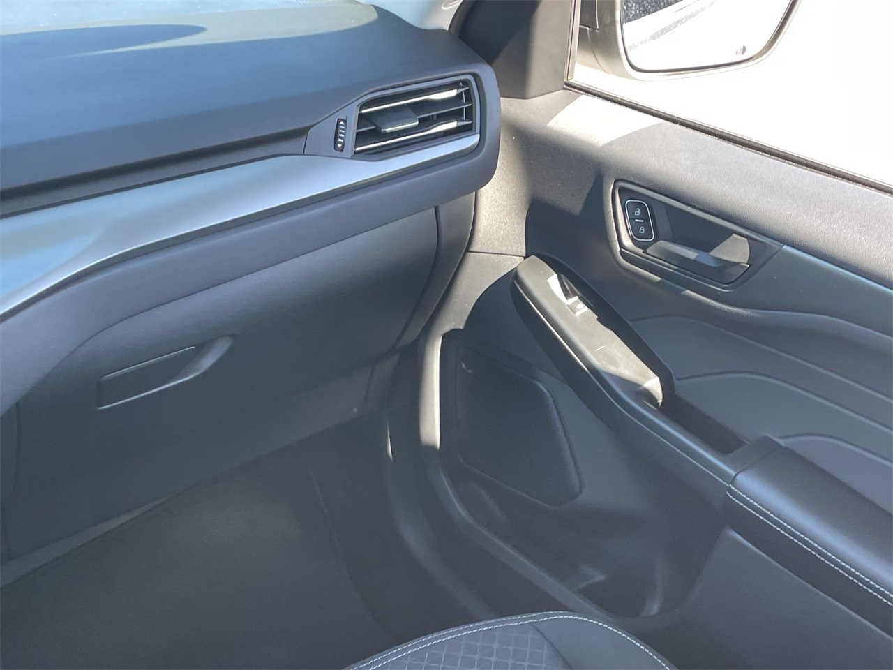 used 2024 Ford Escape car, priced at $25,999