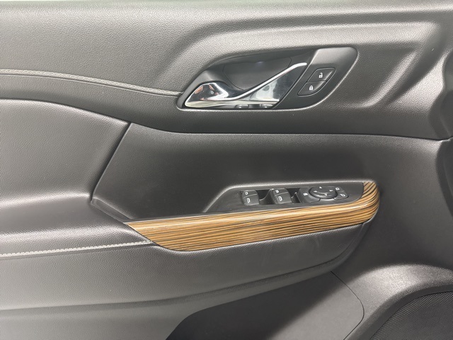 used 2021 GMC Acadia car, priced at $20,417