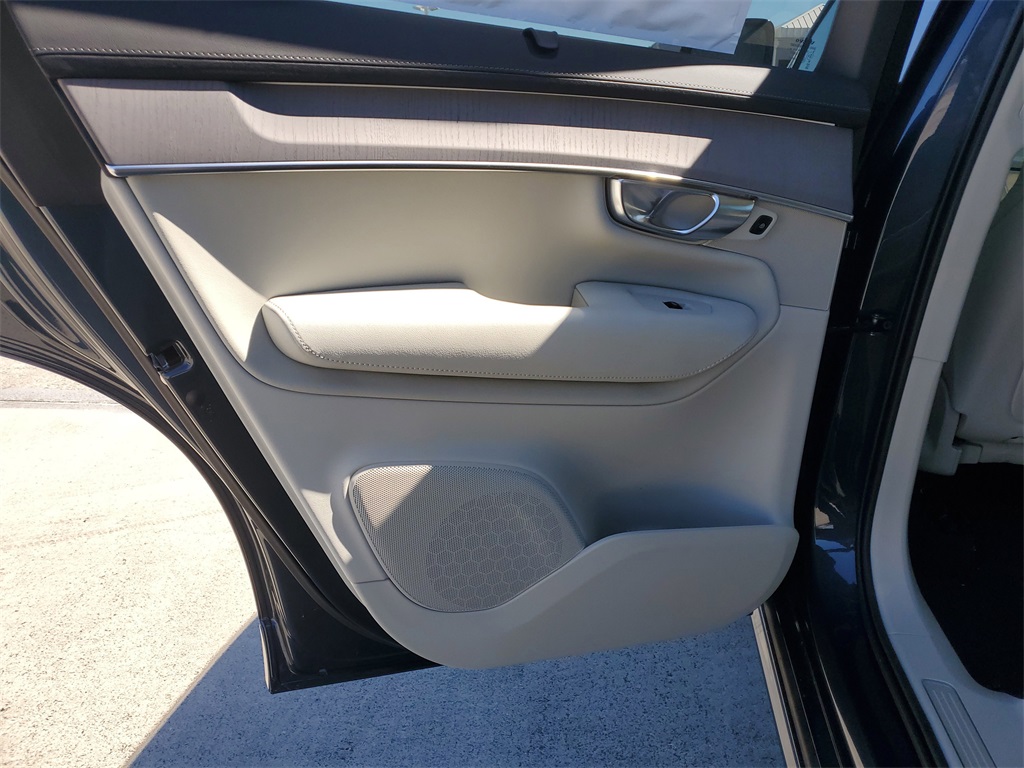 new 2026 Volvo XC90 car, priced at $73,875