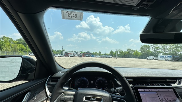 new 2025 Jeep Grand Cherokee car, priced at $46,275