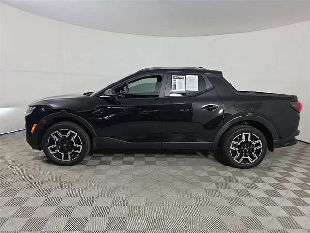used 2025 Hyundai Santa Cruz car, priced at $38,804