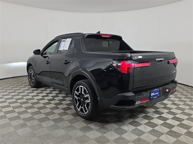 used 2025 Hyundai Santa Cruz car, priced at $38,804