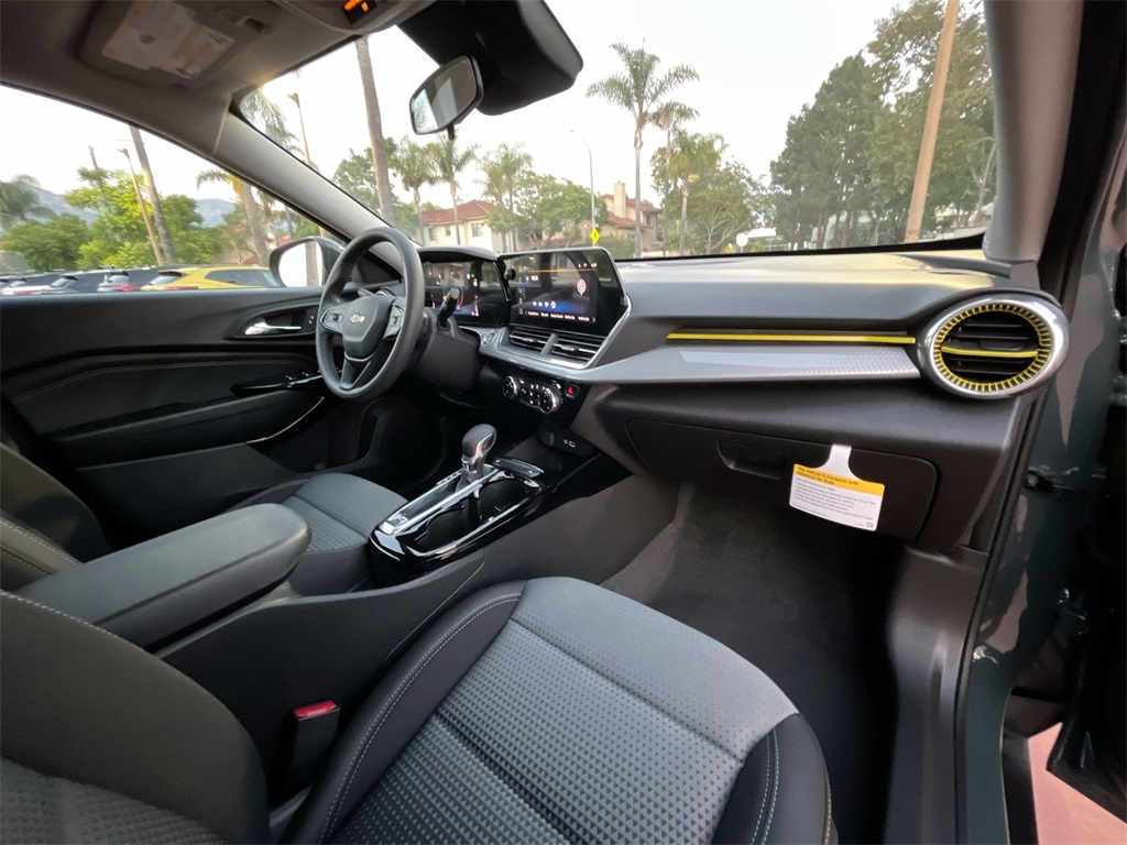 new 2026 Chevrolet Trax car, priced at $25,340
