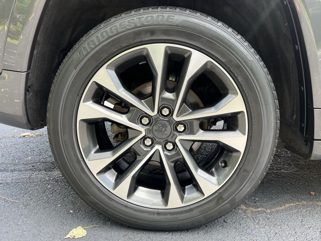 used 2023 Jeep Grand Cherokee car, priced at $38,795