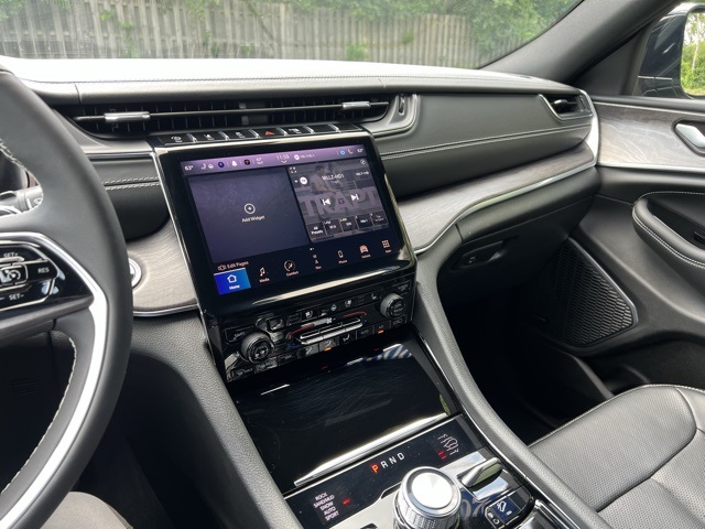 used 2023 Jeep Grand Cherokee car, priced at $38,795