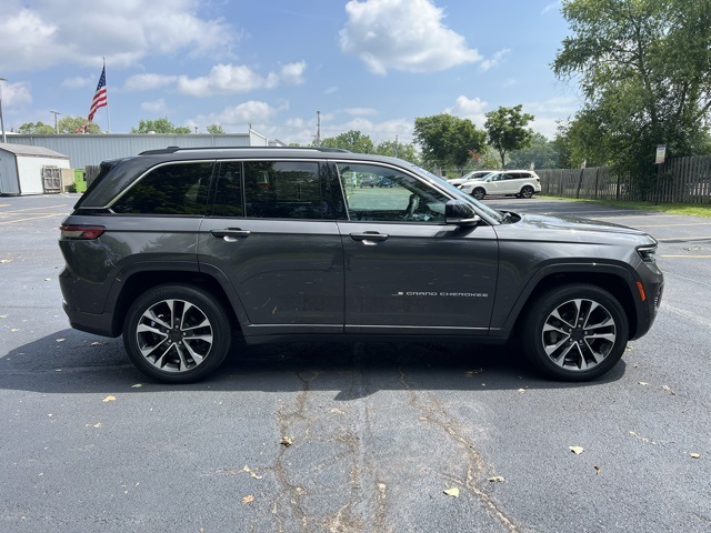used 2023 Jeep Grand Cherokee car, priced at $38,795