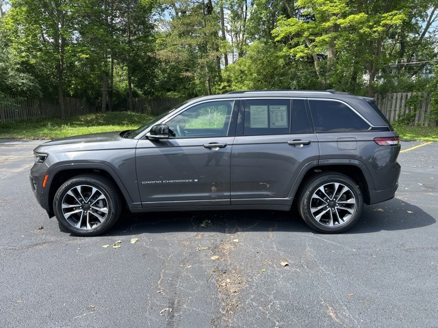 used 2023 Jeep Grand Cherokee car, priced at $38,795