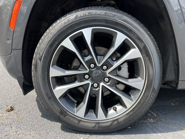used 2023 Jeep Grand Cherokee car, priced at $38,795