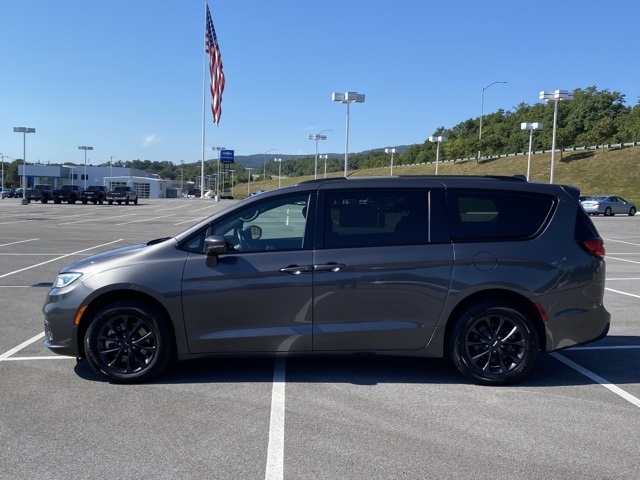 used 2021 Chrysler Pacifica car, priced at $24,209