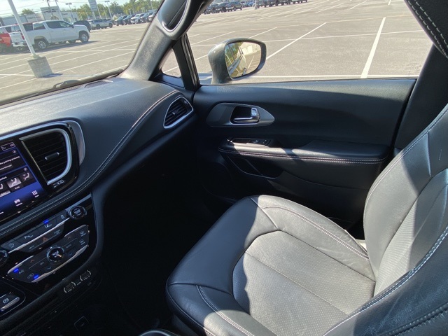 used 2021 Chrysler Pacifica car, priced at $24,209