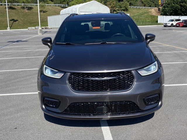 used 2021 Chrysler Pacifica car, priced at $24,209