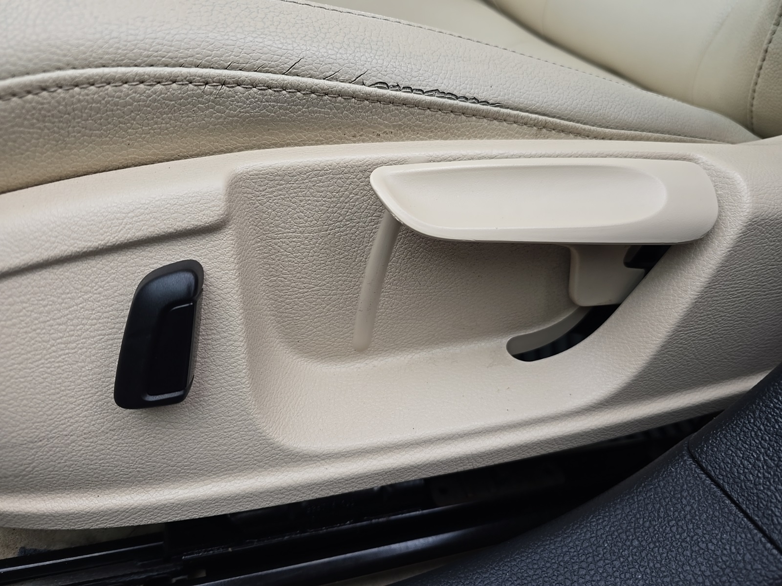 used 2013 Volkswagen Jetta car, priced at $7,000