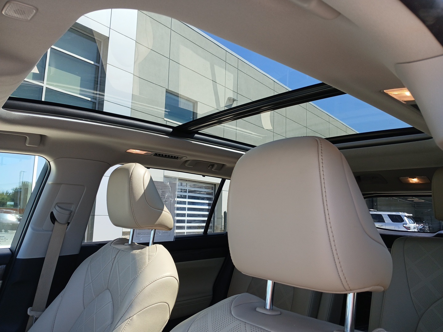 used 2023 Toyota Highlander Hybrid car, priced at $48,265