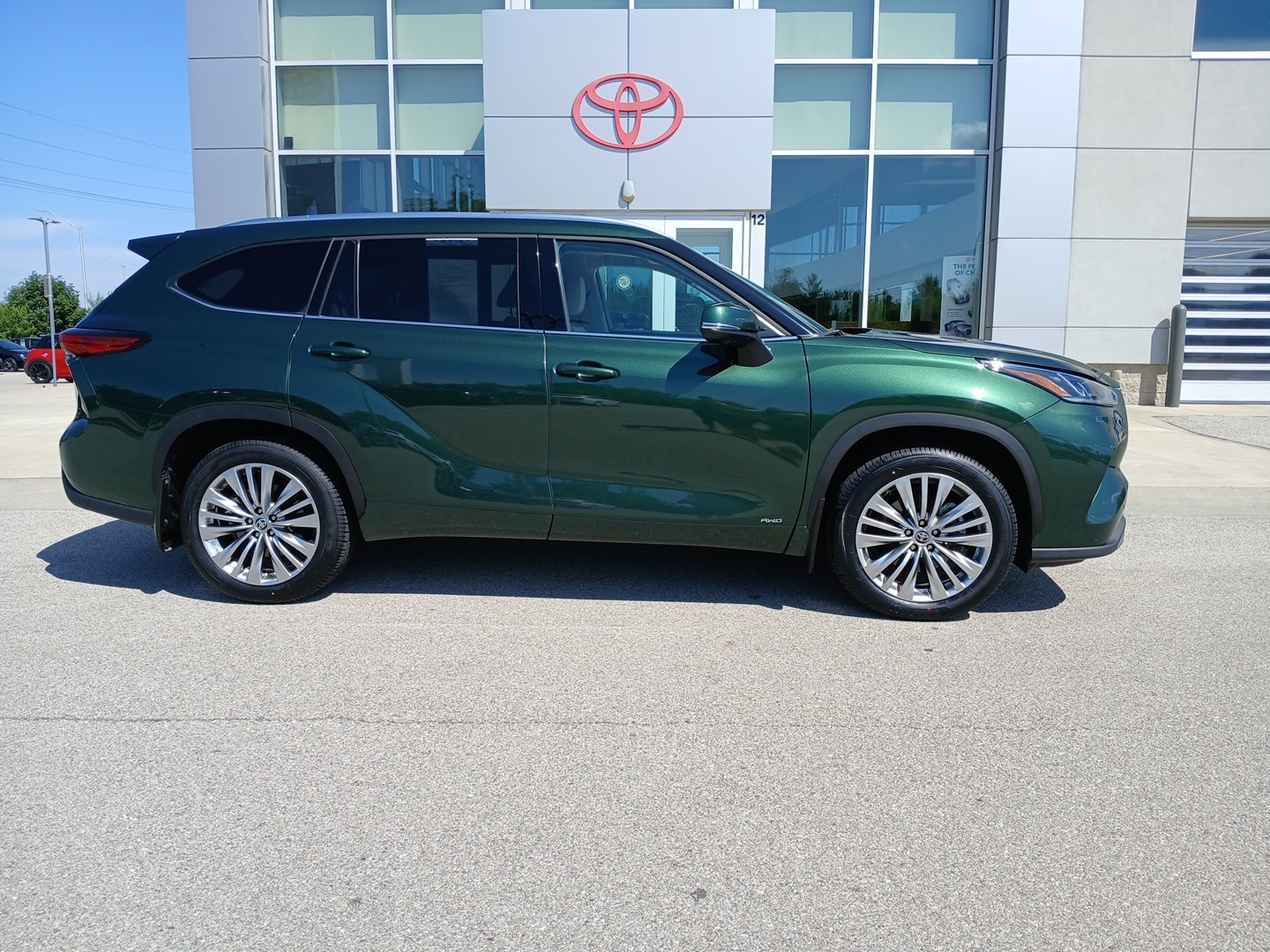 used 2023 Toyota Highlander Hybrid car, priced at $48,265