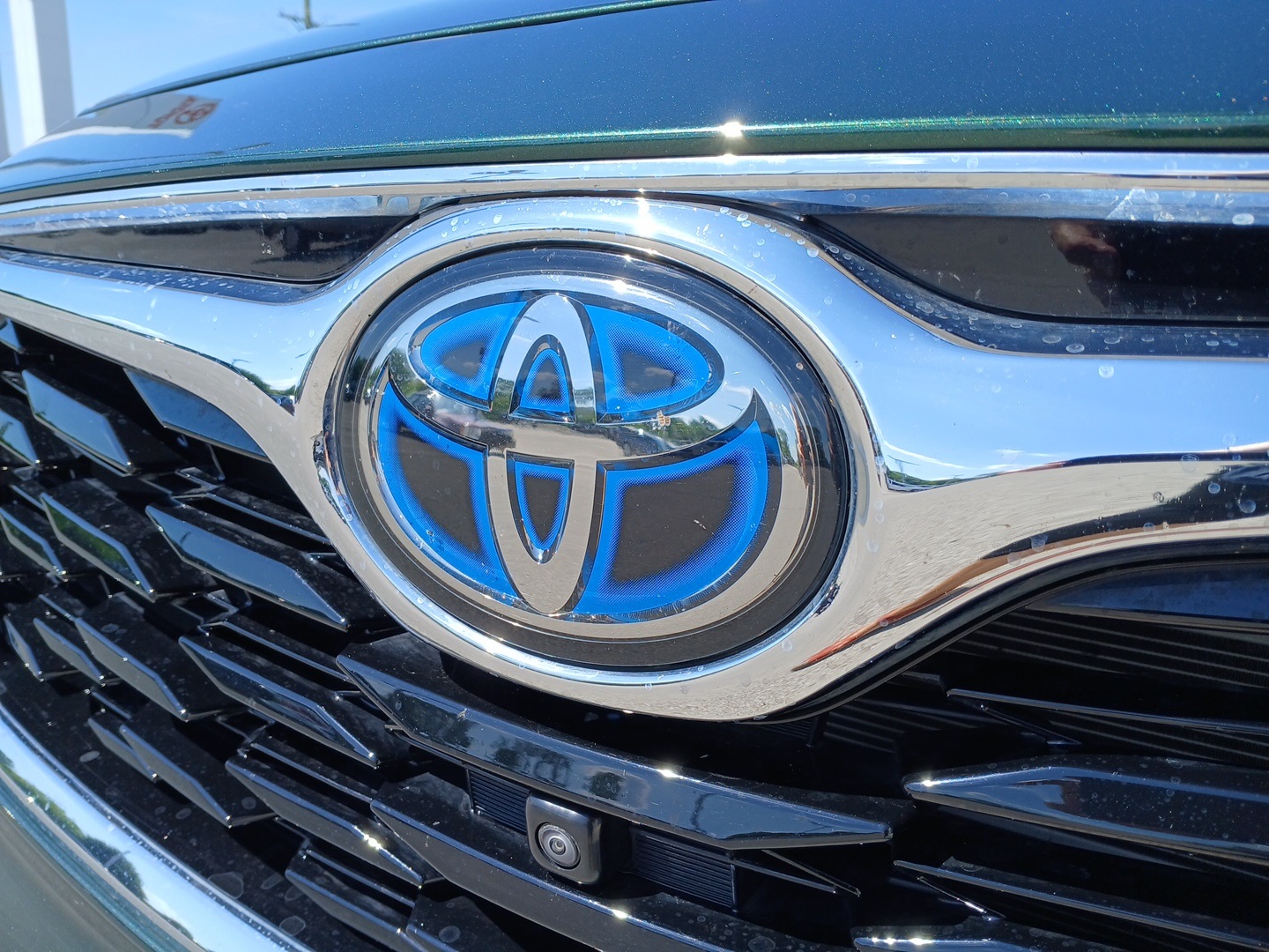 used 2023 Toyota Highlander Hybrid car, priced at $48,265