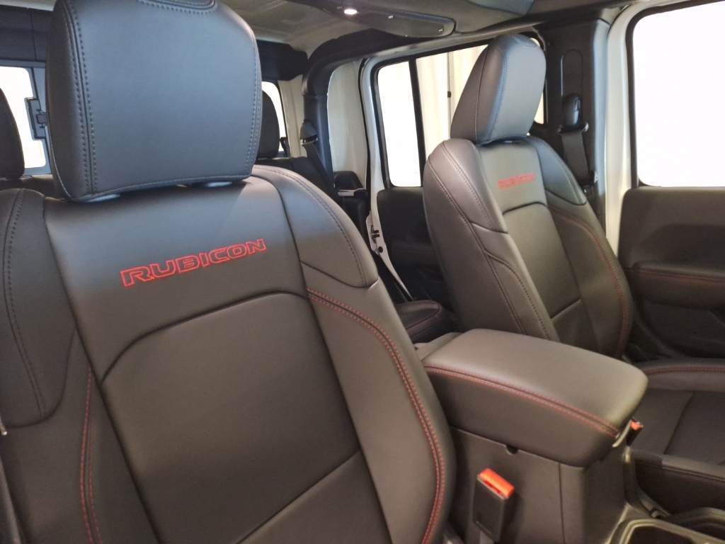 new 2025 Jeep Gladiator car, priced at $53,999