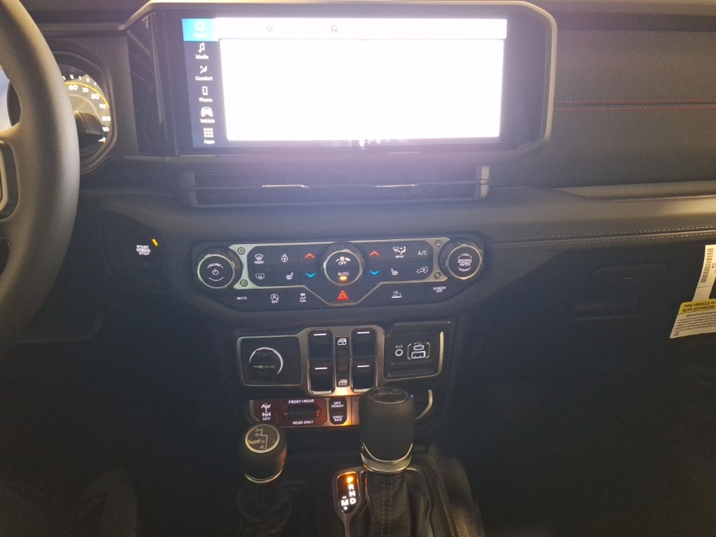 new 2025 Jeep Gladiator car, priced at $53,999