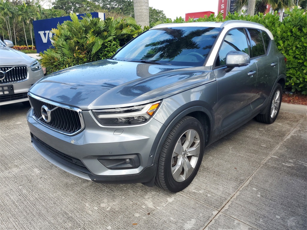 used 2019 Volvo XC40 car, priced at $20,494