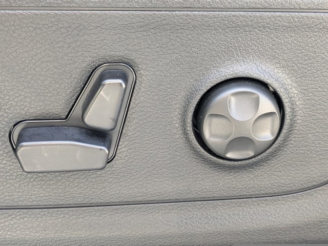 new 2025 Ram 1500 car, priced at $61,815